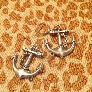 Anchor earrings